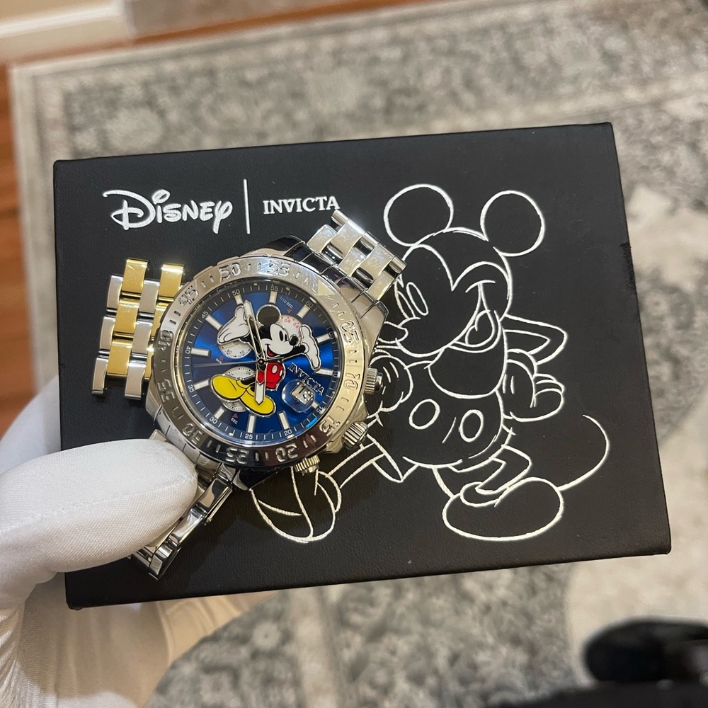 Invicta Disney Chronograph Quartz 3 Hand Blue Dial Ref 27377 47mm Men’s Watch - Picture 14 of 15